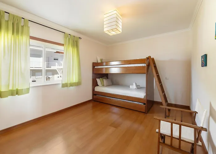 Comfort & Sea 纳扎雷